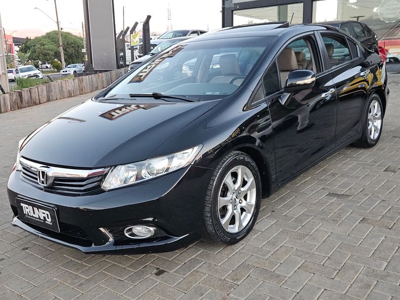 Honda Civic Sedan EXS 1.8/1.8 Flex 16V Aut. 4p