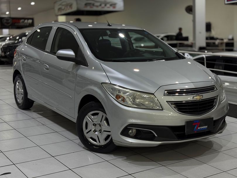 Chevrolet ONIX HATCH LT 1.0 8V FlexPower 5p Mec.
