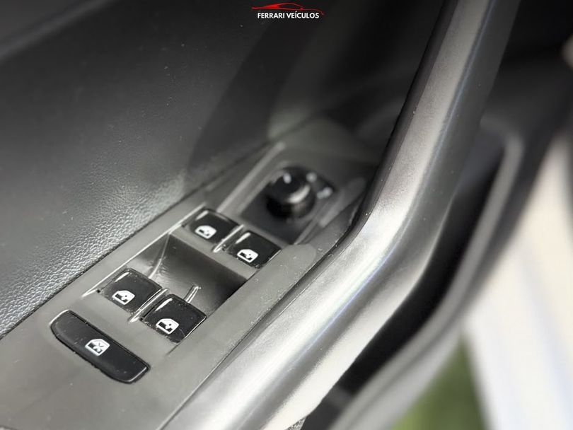VolksWagen Polo 1.6 MSI Flex 16V 5p