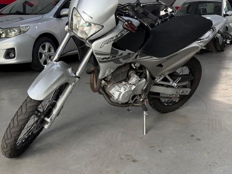 HONDA NX-4 FALCON 400