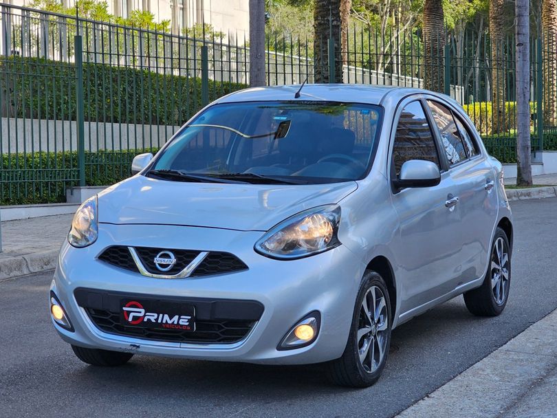 Nissan MARCH SL 1.6 16V Flex Fuel 5p