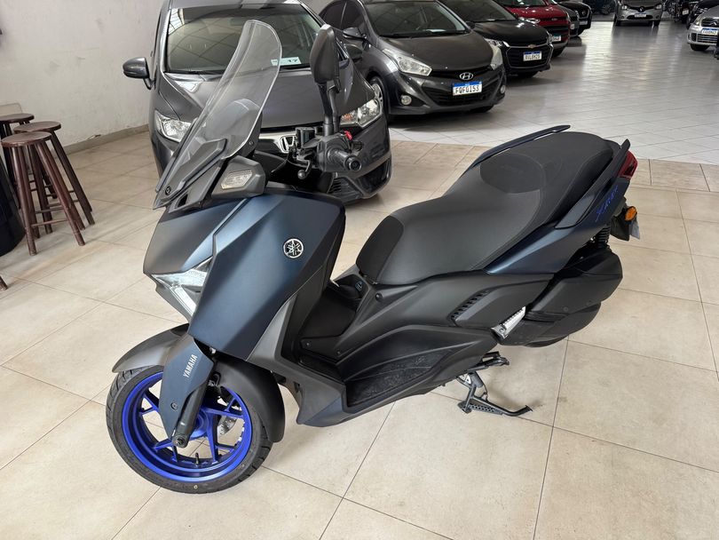 YAMAHA XMAX 250 CONNECTED 