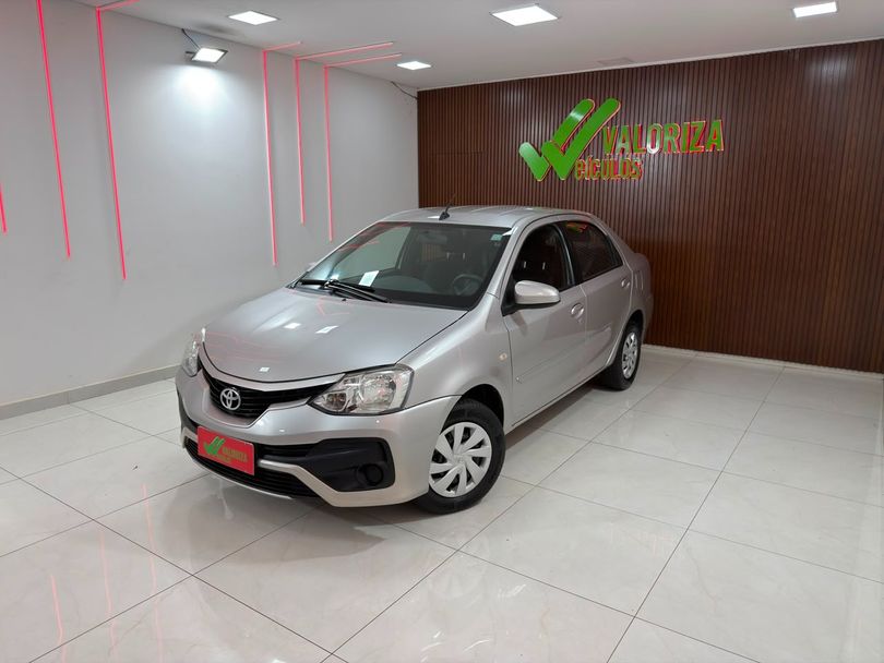 Toyota ETIOS XS Sedan1.5 Flex 16V 4p Mec.