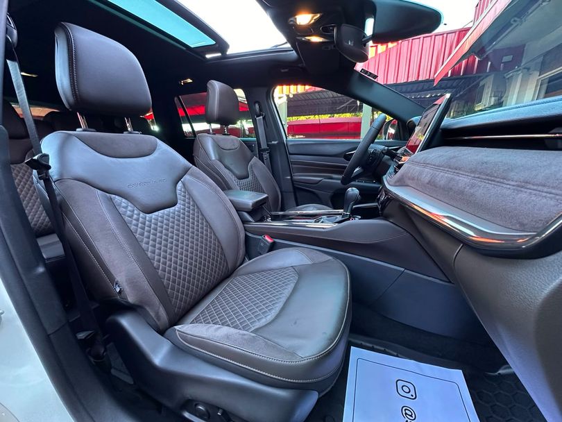 Jeep Commander Overland T270 1.3 TB Flex Aut.