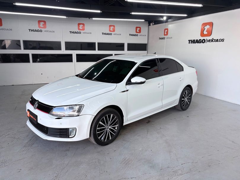 VolksWagen JETTA Highline 2.0 TSI 16V 4p Tiptronic