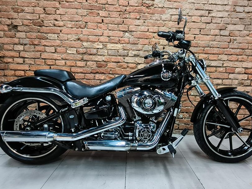 Harley SOFTAIL BREAKOUT FXSB