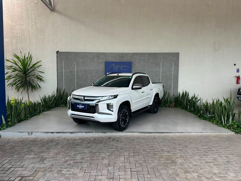 Mitsubishi L200 Triton Sport HPE 2.4 CD Diesel Aut.