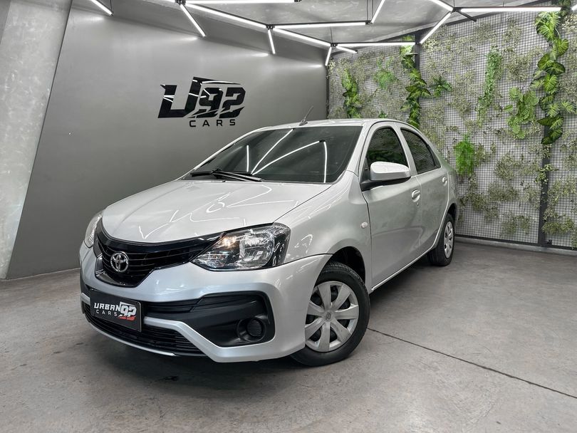 Toyota ETIOS X Sedan 1.5 Flex 16V 4p Mec.