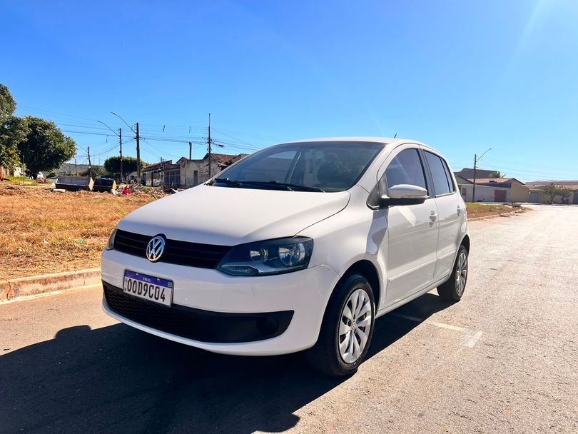 VolksWagen Fox 1.0 Mi Total Flex 8V 3p