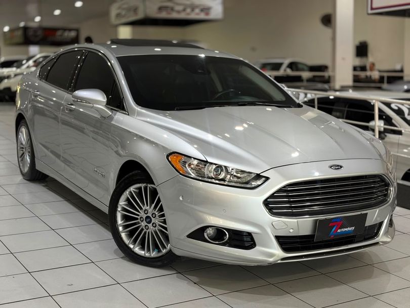 Ford Fusion Titanium 2.0 145cv Aut. (Híbrido)