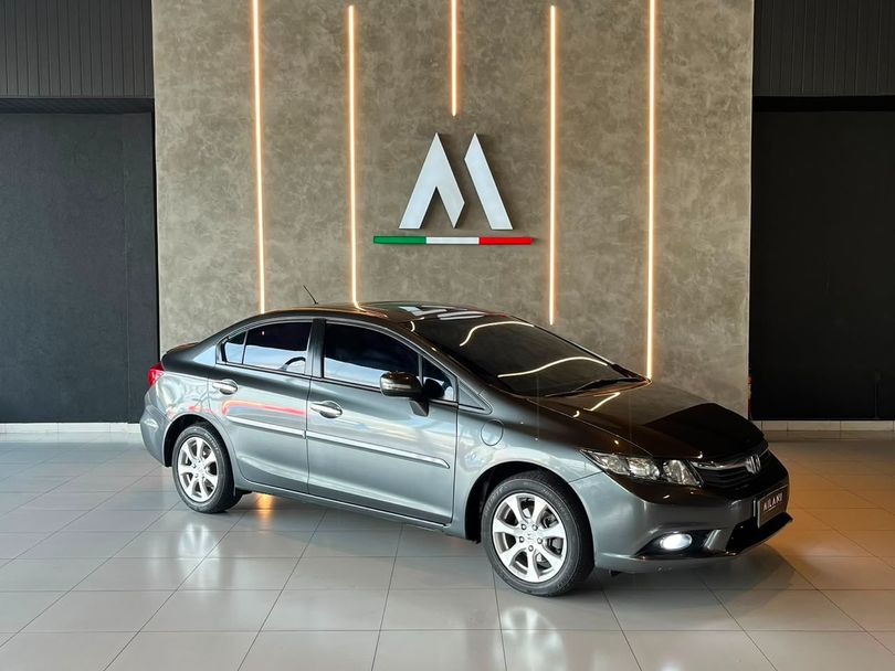 Honda Civic Sedan LXS 1.8/1.8 Flex 16V Mec. 4p