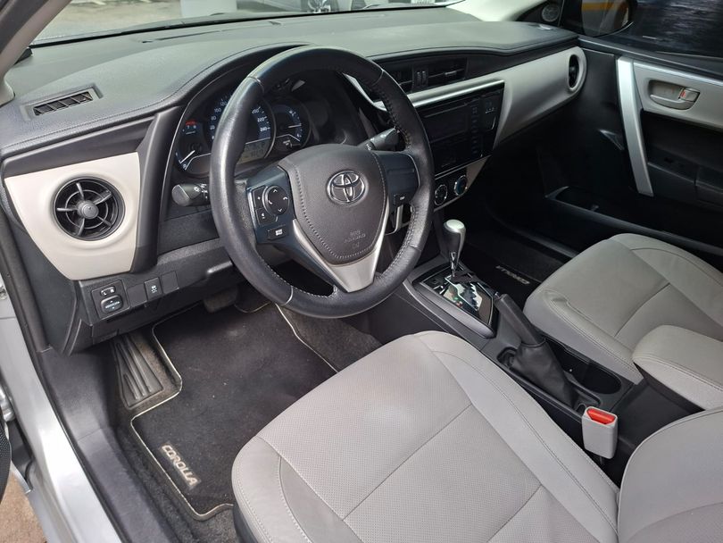 Toyota Corolla GLi Upper 1.8 Flex 16V Aut.