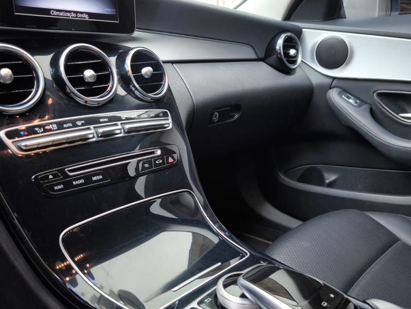 Mercedes C-180 CGI Avant. 1.6/1.6 FlexTB 16V Aut.