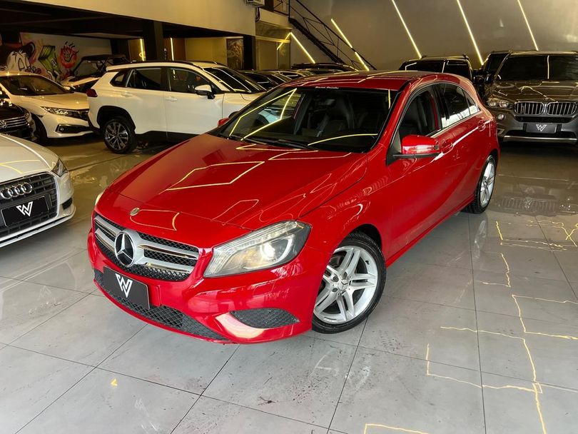 Mercedes Classe A 200 1.6 TB 16V Urban 156cv Aut.