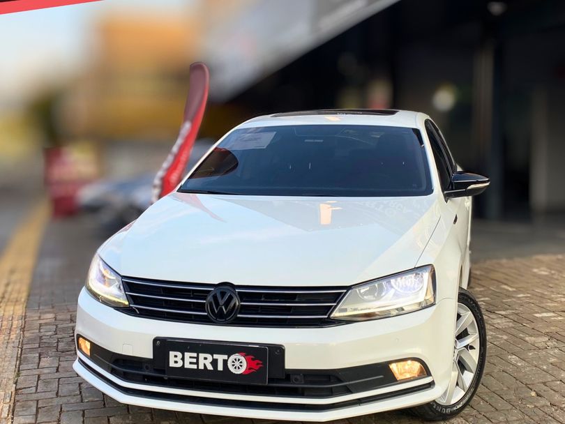 VolksWagen JETTA Highline 2.0 TSI 16V 4p Tiptronic