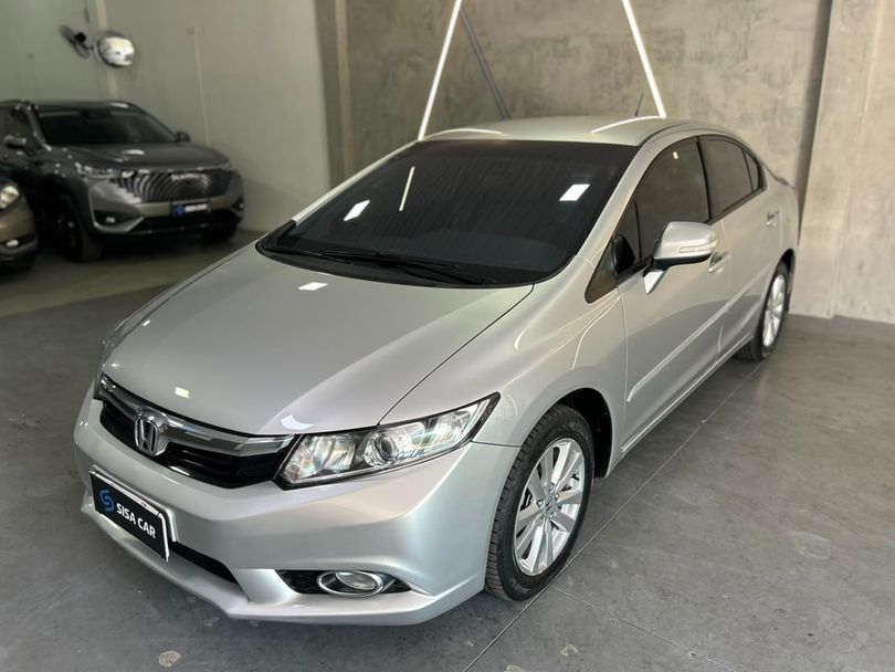 Honda Civic Sedan LXR 2.0 Flexone 16V Aut. 4p