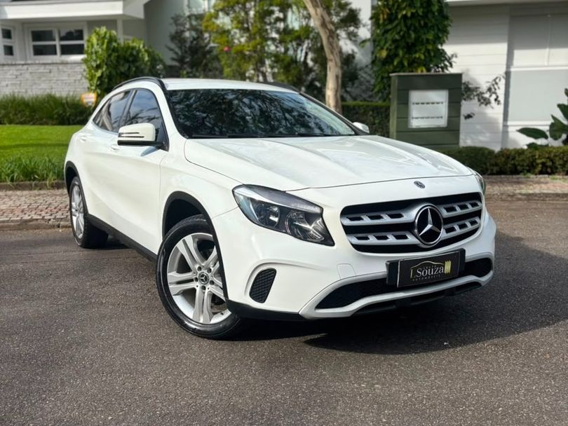 Mercedes GLA 200 Style 1.6 TB 16V/Flex Aut.