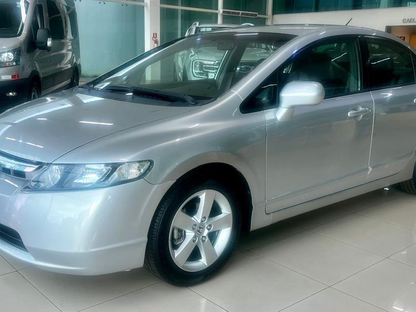 Honda Civic Sedan LXS 1.8/1.8 Flex 16V Mec. 4p