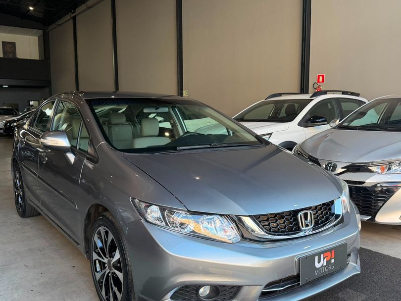 Honda Civic Sedan LXR 2.0 Flexone 16V Aut. 4p