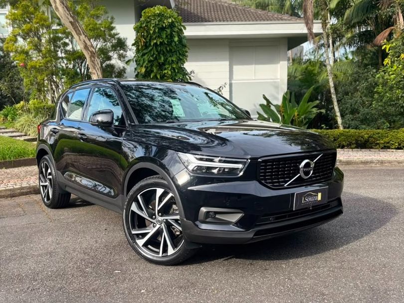 Volvo XC 40 T-5 R-DESIGN 1.5 FWD (Híbrido)