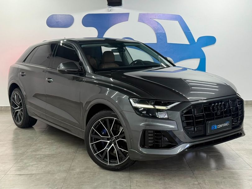 Audi Q8 Perfo. 3.0 TFSI Quattro S-tron/(Híb.)