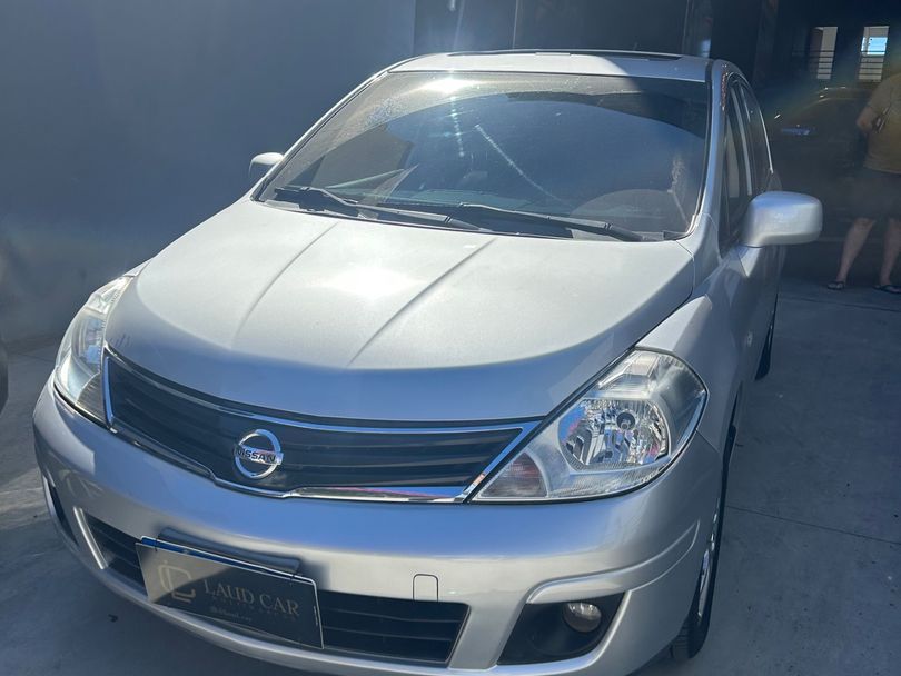 Nissan TIIDA SL 1.8/1.8 Flex 16V Aut.