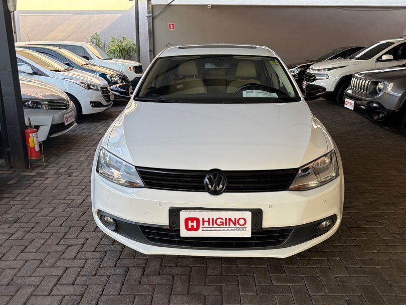 VolksWagen JETTA Comfortline 2.0 T.Flex 8V 4p Tipt.