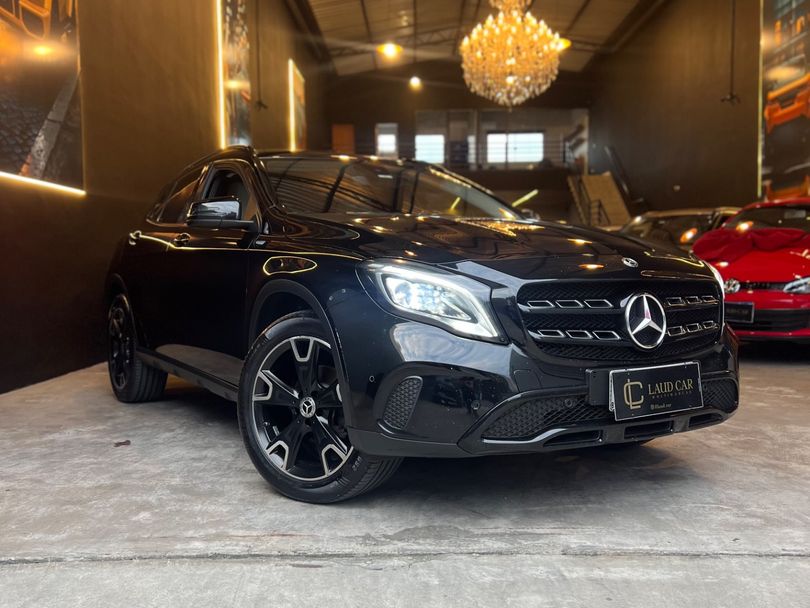 Mercedes GLA 200 Night 1.6. TB 16V Flex Aut.
