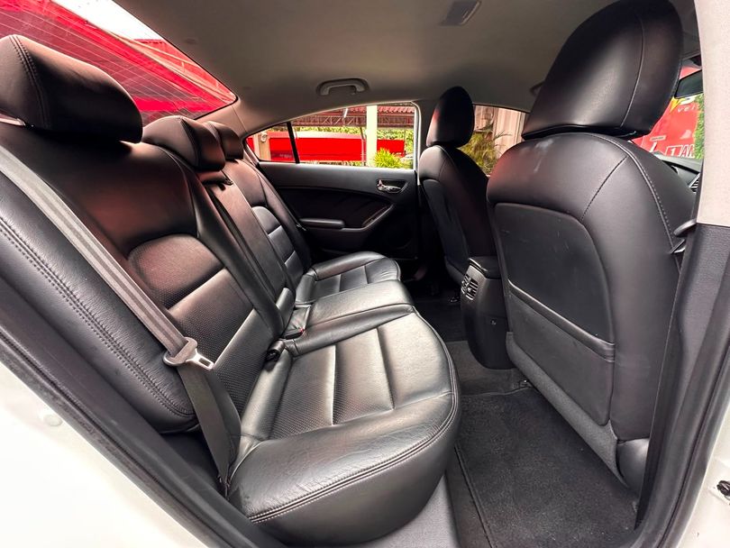 Kia Motors Cerato 1.6 16V  Flex  Aut.