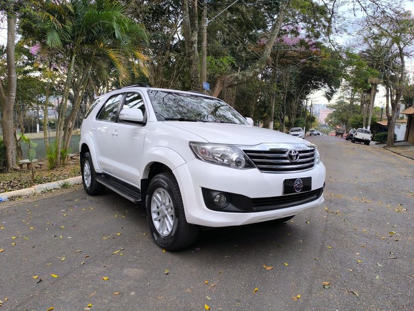 Toyota Hilux CD SR 4x2 2.7 16V/2.7 Flex Aut.