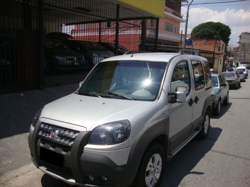 Fiat Doblo Adv. XINGU LOCKER 1.8 Flex 16V 5p