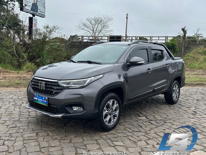 Fiat Strada Volcano 1.3 Flex 8V CD