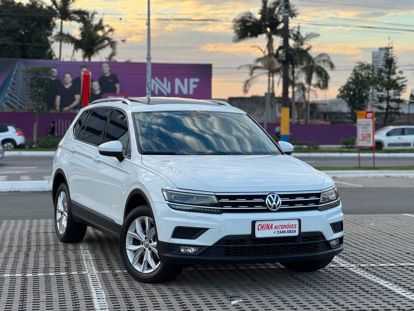VolksWagen TIGUAN Allspac Comf 250 TSI 1.4 Flex