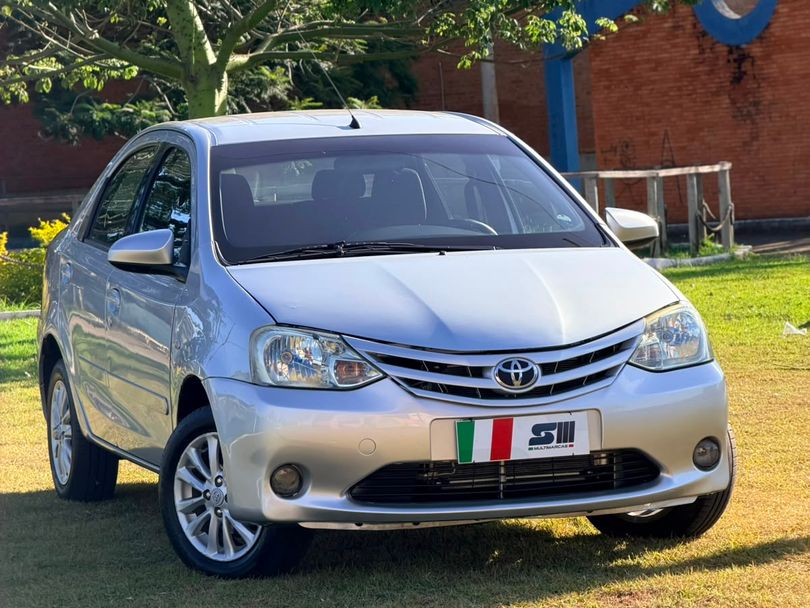 Toyota ETIOS XLS Sedan 1.5 Flex 16V 4p Mec.
