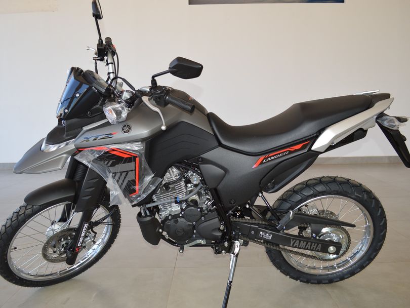 YAMAHA XTZ 250 LANDER CONNECTED
