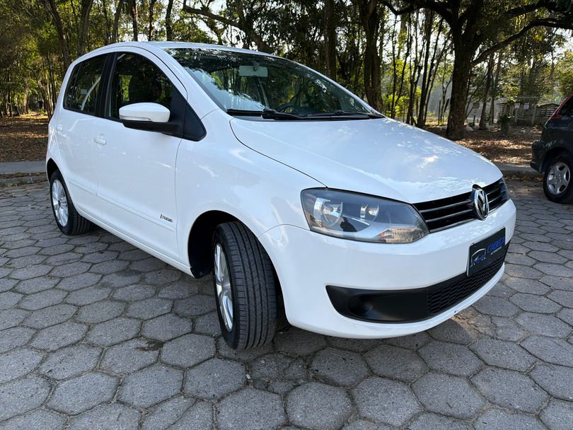 VolksWagen Fox 1.6 Mi Total Flex 8V 5p