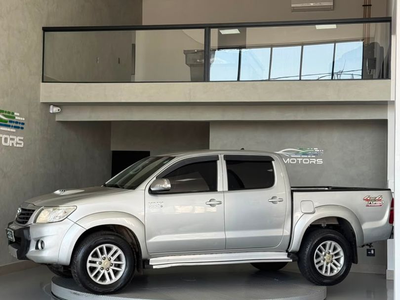 Toyota Hilux CD SRV D4-D 4x4 3.0 TDI Diesel Aut