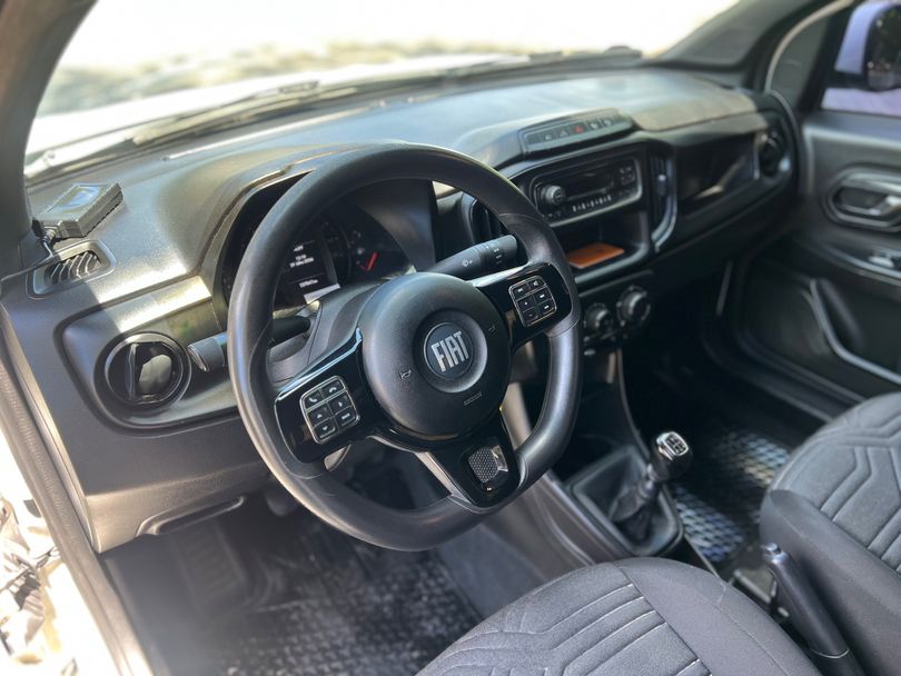 Fiat Strada Freedom 1.3 Flex 8V  CS Plus