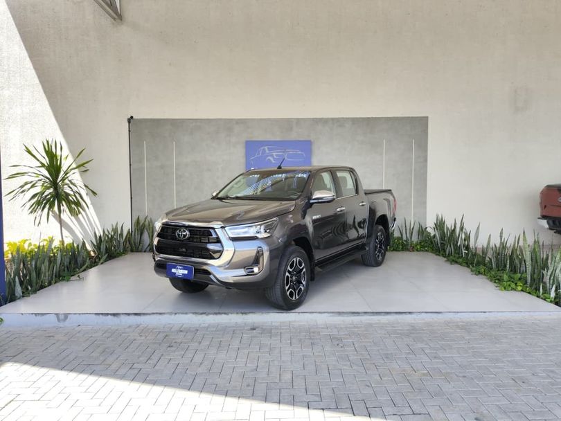 Toyota Hilux CD SRX 4x4 2.8 TDI 16V Diesel Aut.