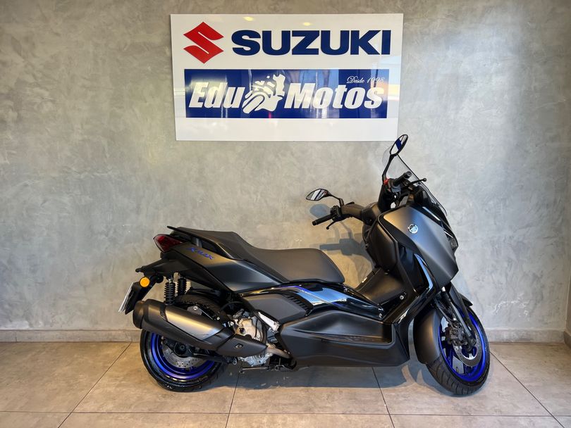YAMAHA XMAX 300 CONNECTED 