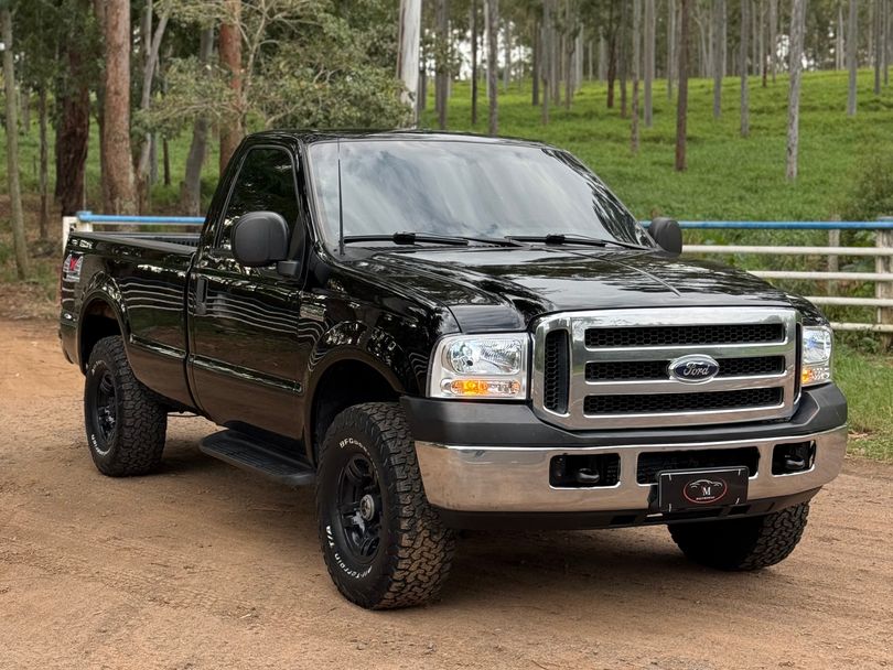 Ford F-250 XLT 3.9 4x4 TB Diesel