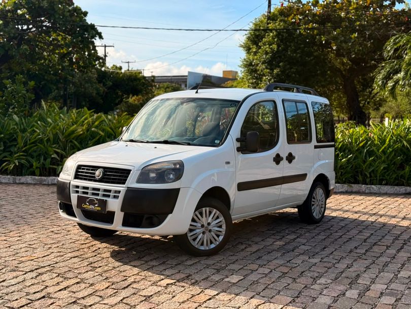 Fiat Doblo ESSENCE 1.8 Flex 16V 5p