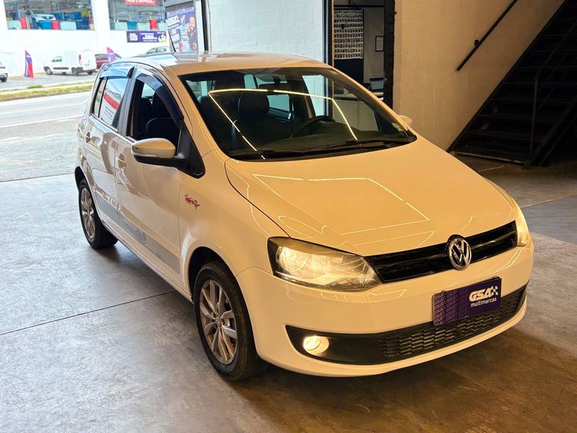 VolksWagen Fox Rock in Rio 1.6 Mi Total Flex 8V 5p