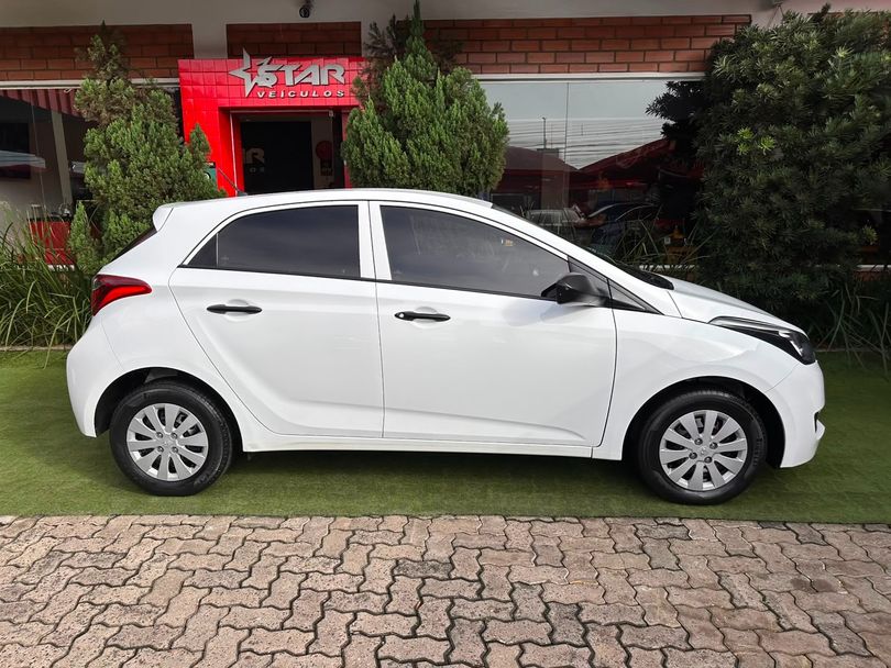 Hyundai HB20 Unique 1.0 Flex 12V Mec.