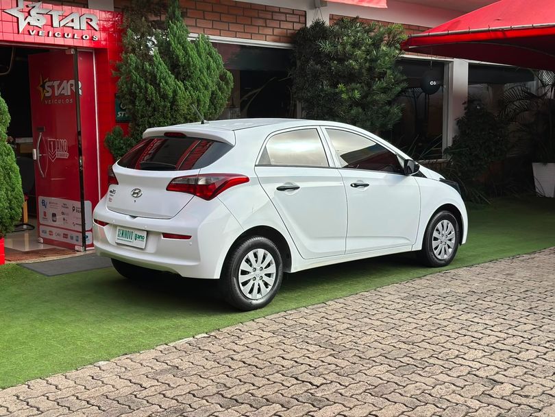 Hyundai HB20 Unique 1.0 Flex 12V Mec.
