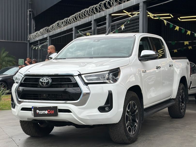 Toyota Hilux CD SRX 4x4 2.8 TDI 16V Diesel Aut.