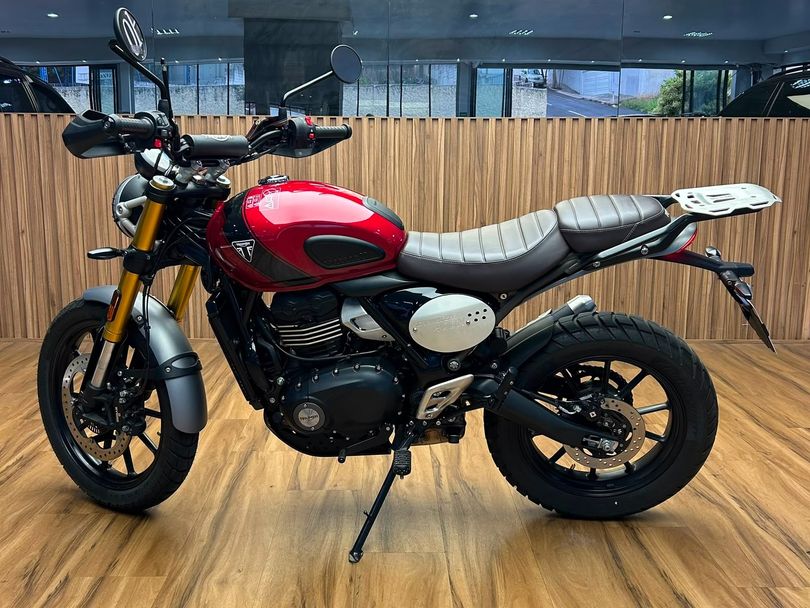 TRIUMPH SCRAMBLER 400 X