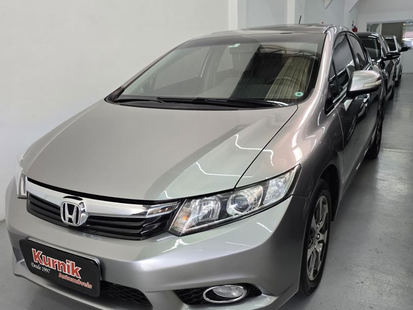 Honda Civic Sedan EXS 1.8/1.8 Flex 16V Aut. 4p