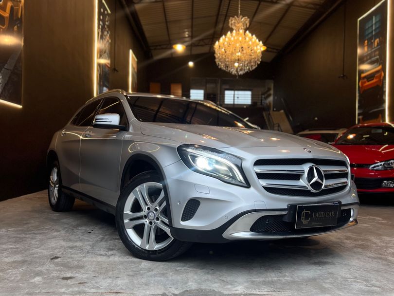 Mercedes GLA 200 Advance 1.6/1.6 TB 16V Flex Aut.