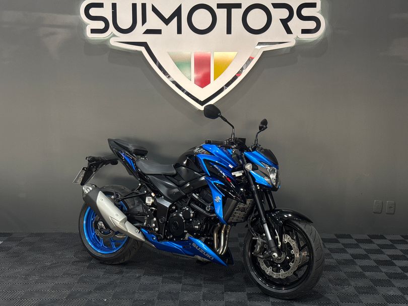 SUZUKI GSX-S 750